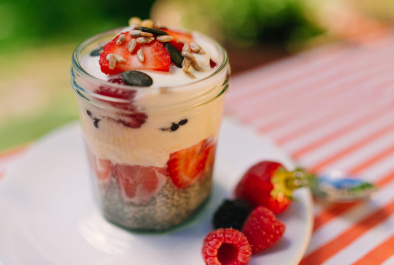 overnight chia pot with yoghurt – Body planners personal trainers
